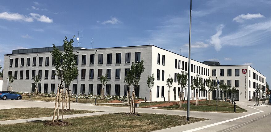 Verwaltungsgebäude des Landkreises Börde in der Bornsche Straße 2 in Haldensleben